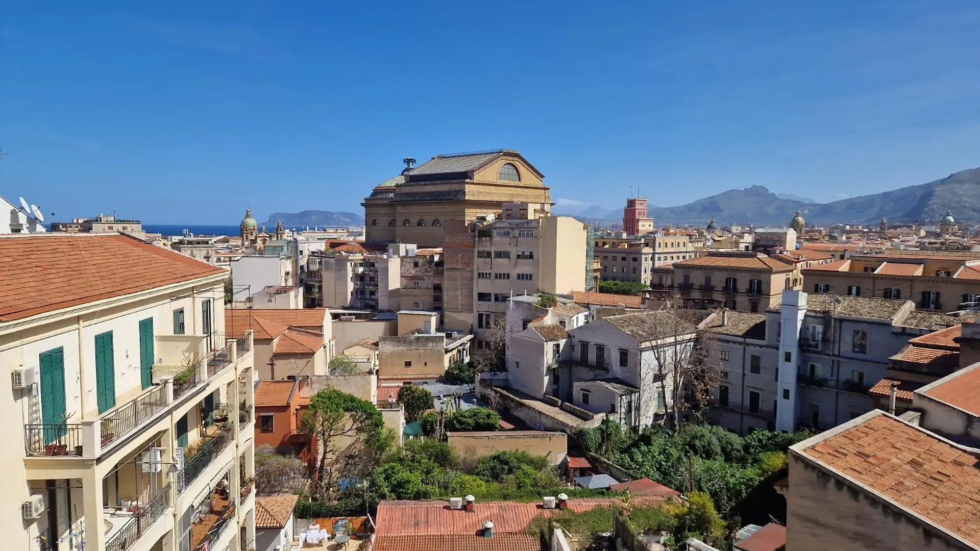 Residenza Paola Apartment Palermo Italy